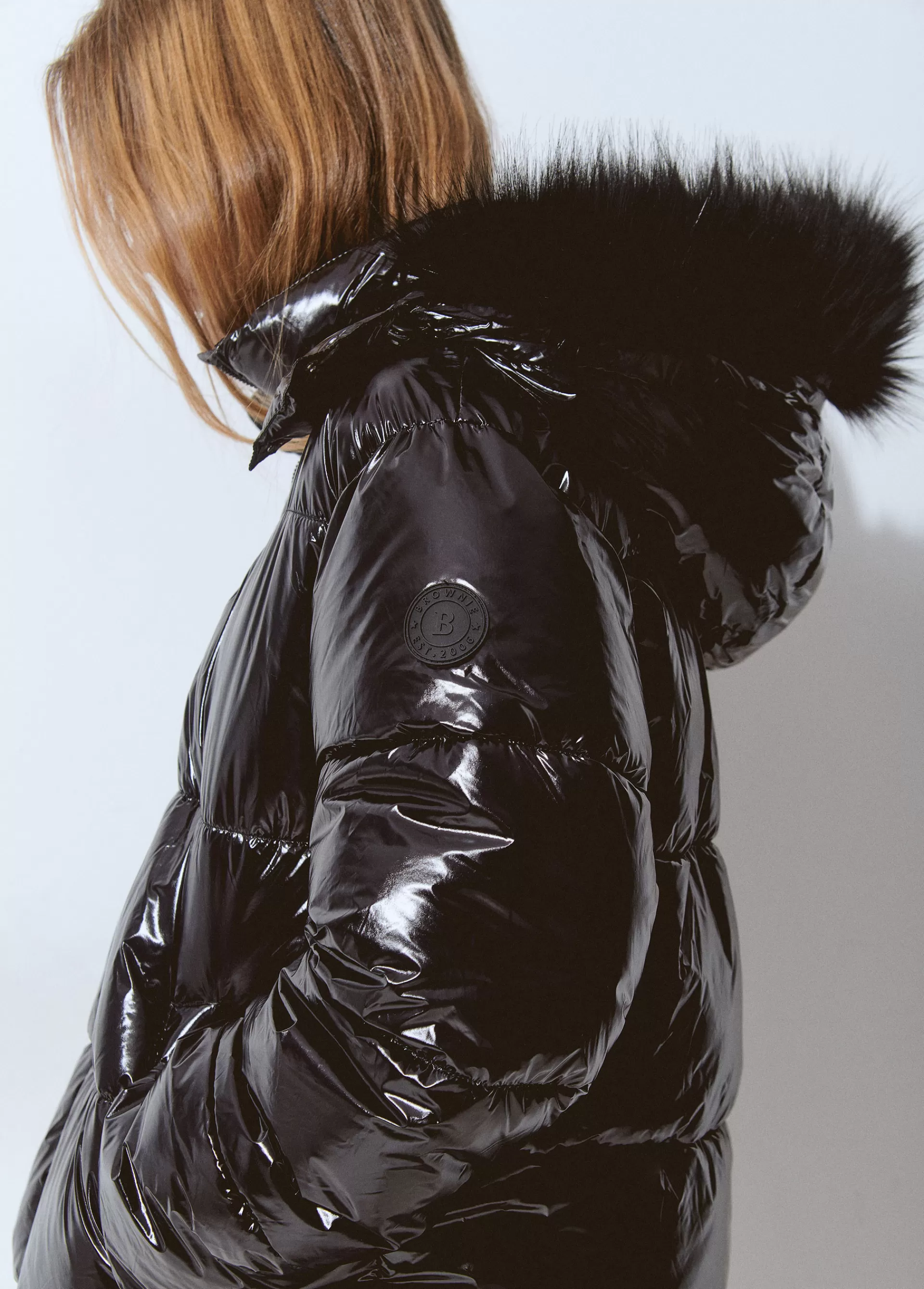 abrigo_acolchado_vinilado_4-1.webp Brownie Abrigo acolchado vinilado