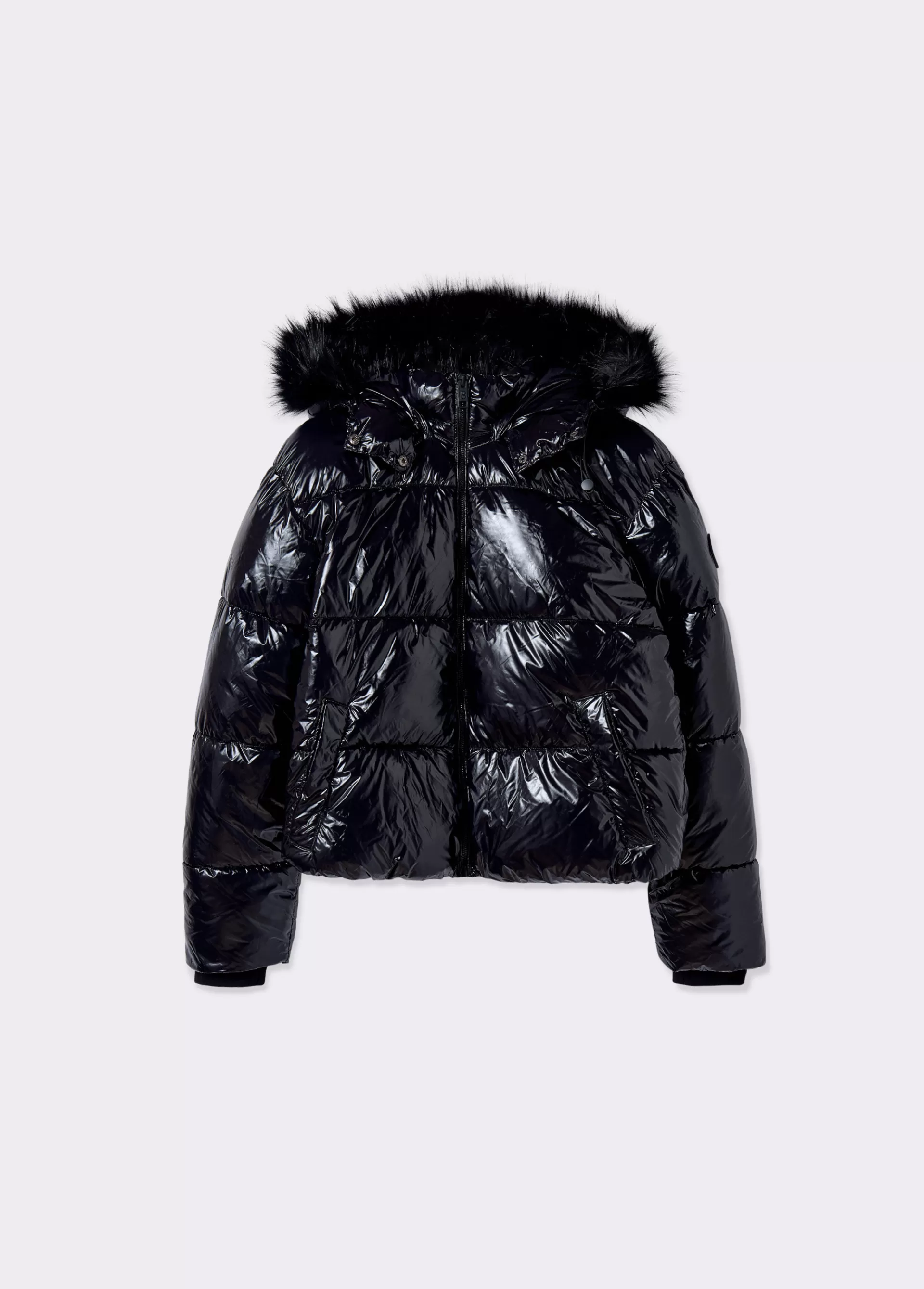 abrigo_acolchado_vinilado_6-1.webp Brownie Abrigo acolchado vinilado