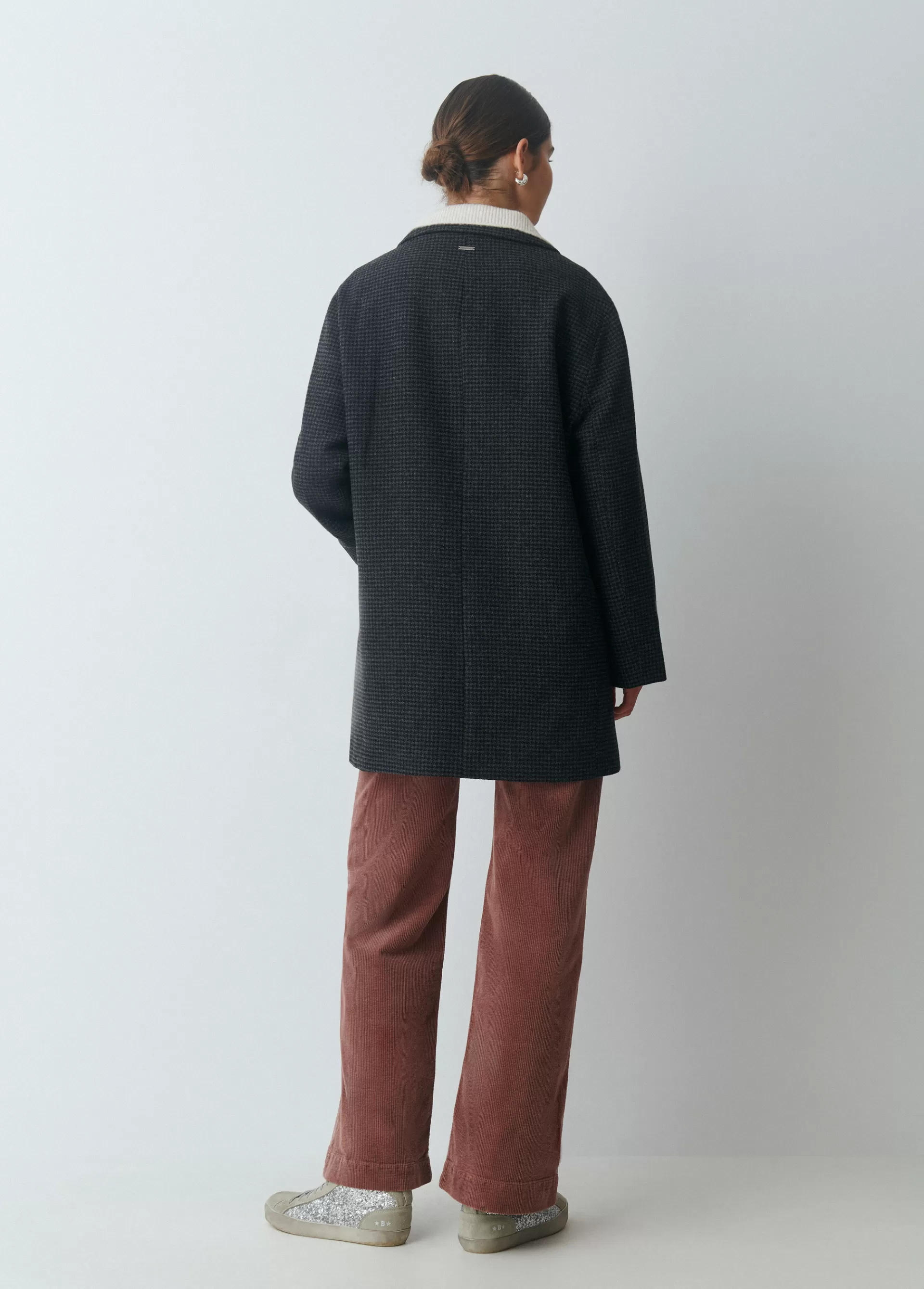 abrigo_cuadritos_3.webp Brownie Abrigo cuadritos