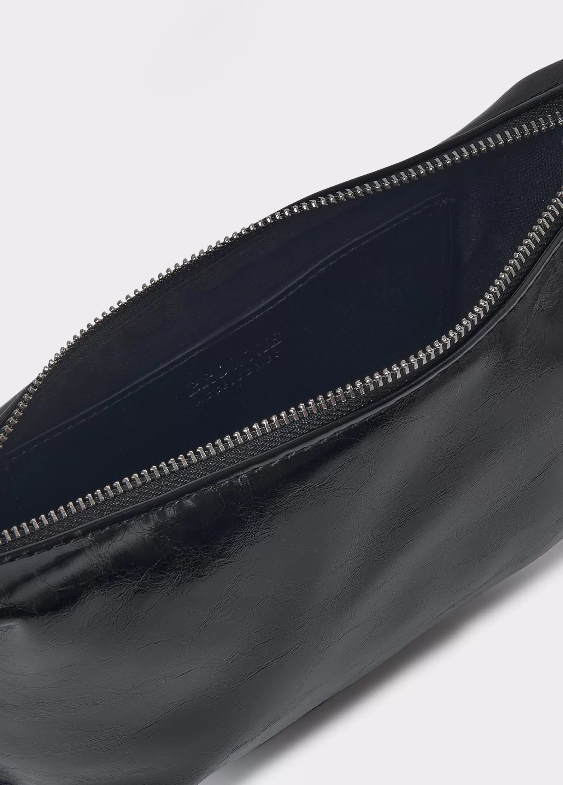 bolso_bandolera_tachas_4.webp Brownie Bolso bandolera tachas