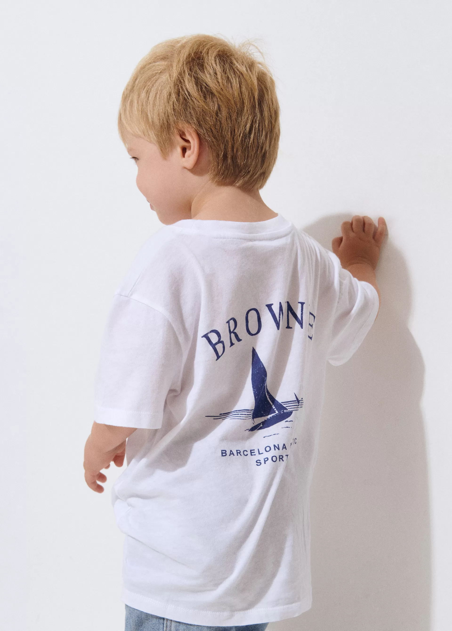 camiseta_algodn_bordada_kids_2.webp Brownie Camiseta algodón bordada kids