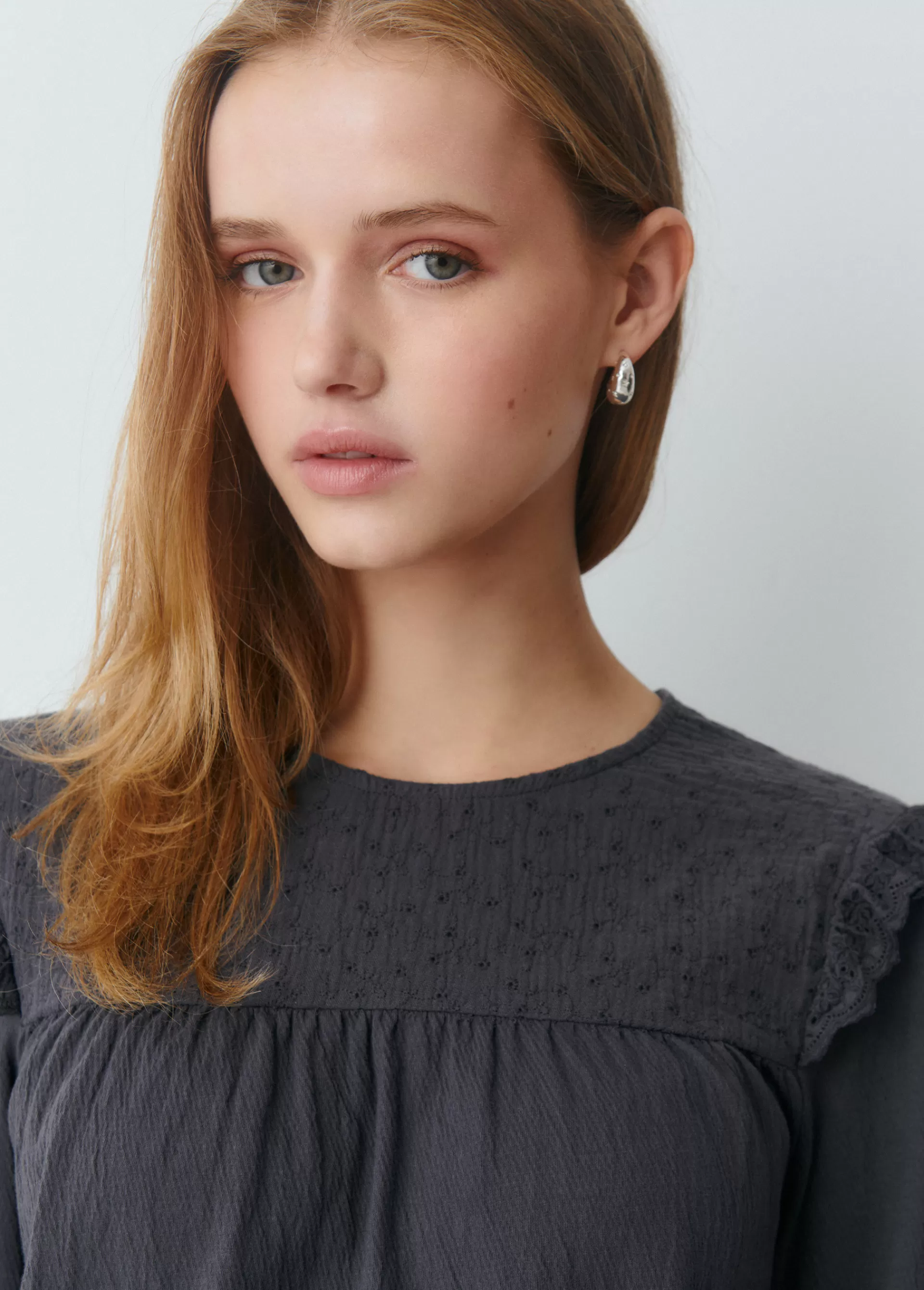 camiseta_combinada_plana_2.webp Brownie Camiseta combinada plana