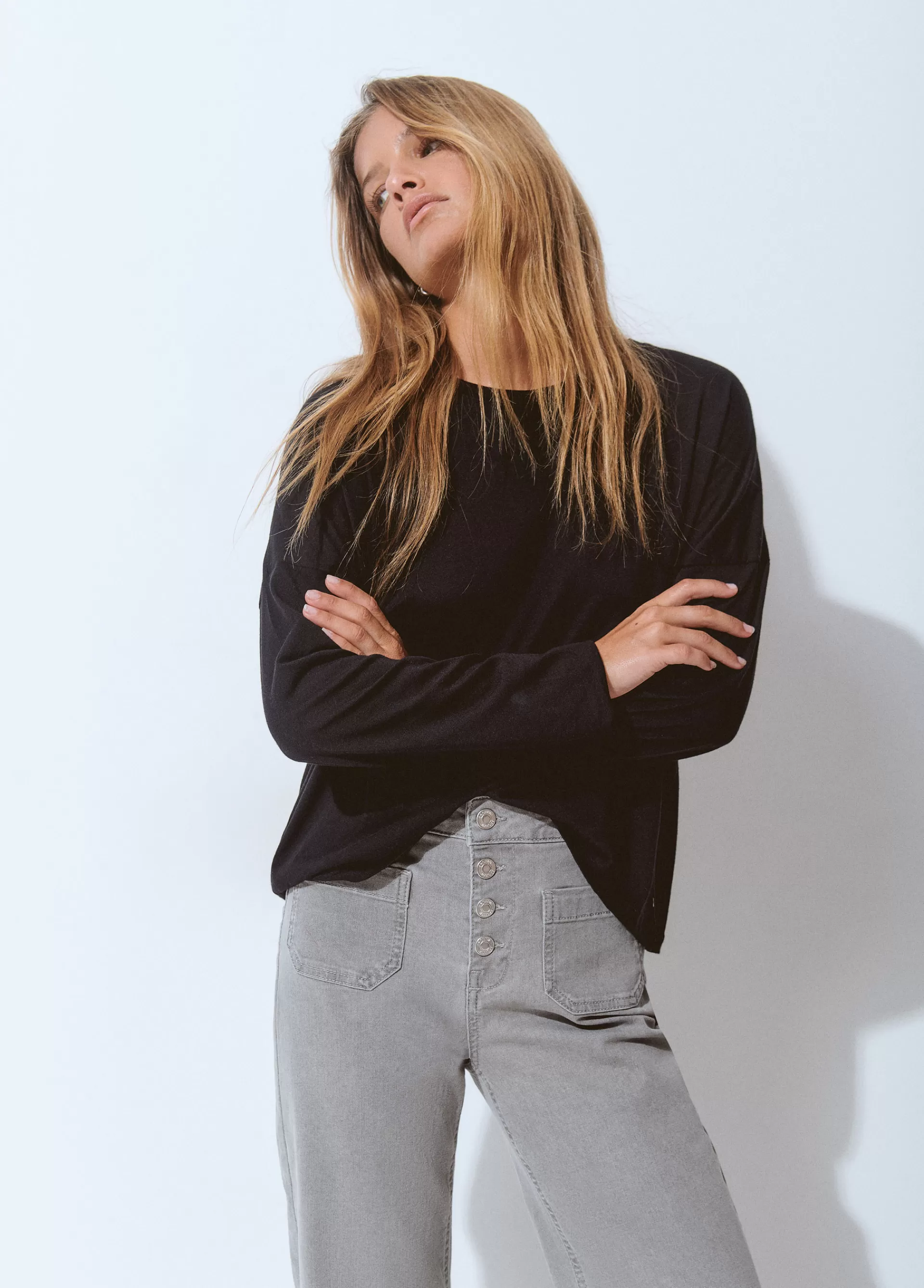 camiseta_lisa_manga_larga_3.webp Brownie Camiseta lisa manga larga