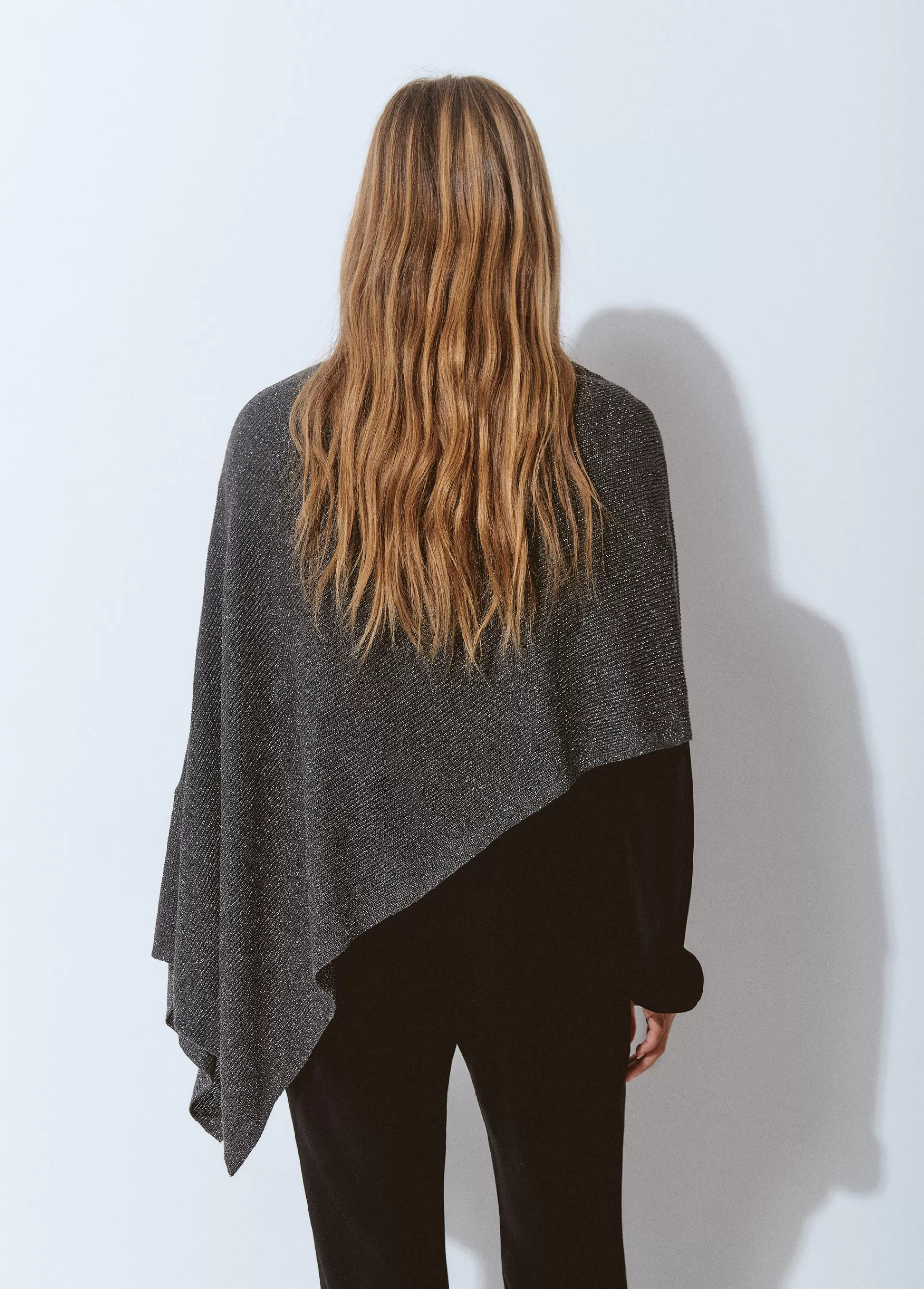 capa_con_hilo_metalizado_4.webp Brownie Capa con hilo metalizado