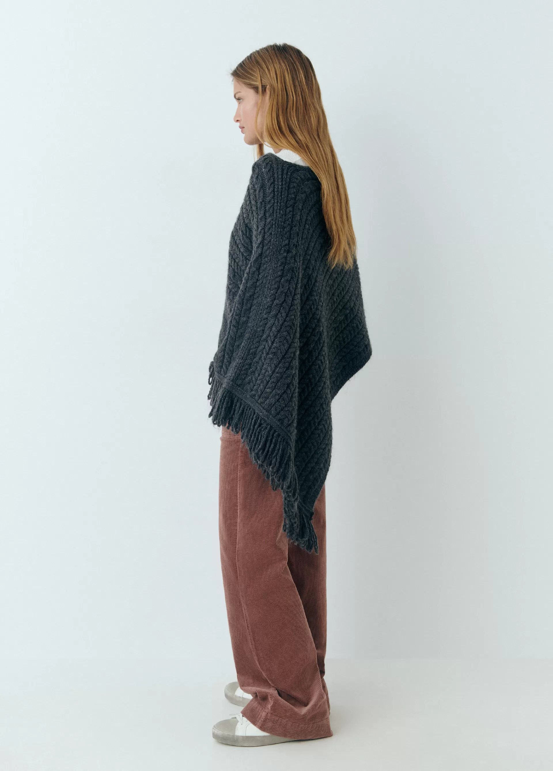 capa_trenzas_flecos_2.webp Brownie Capa trenzas flecos