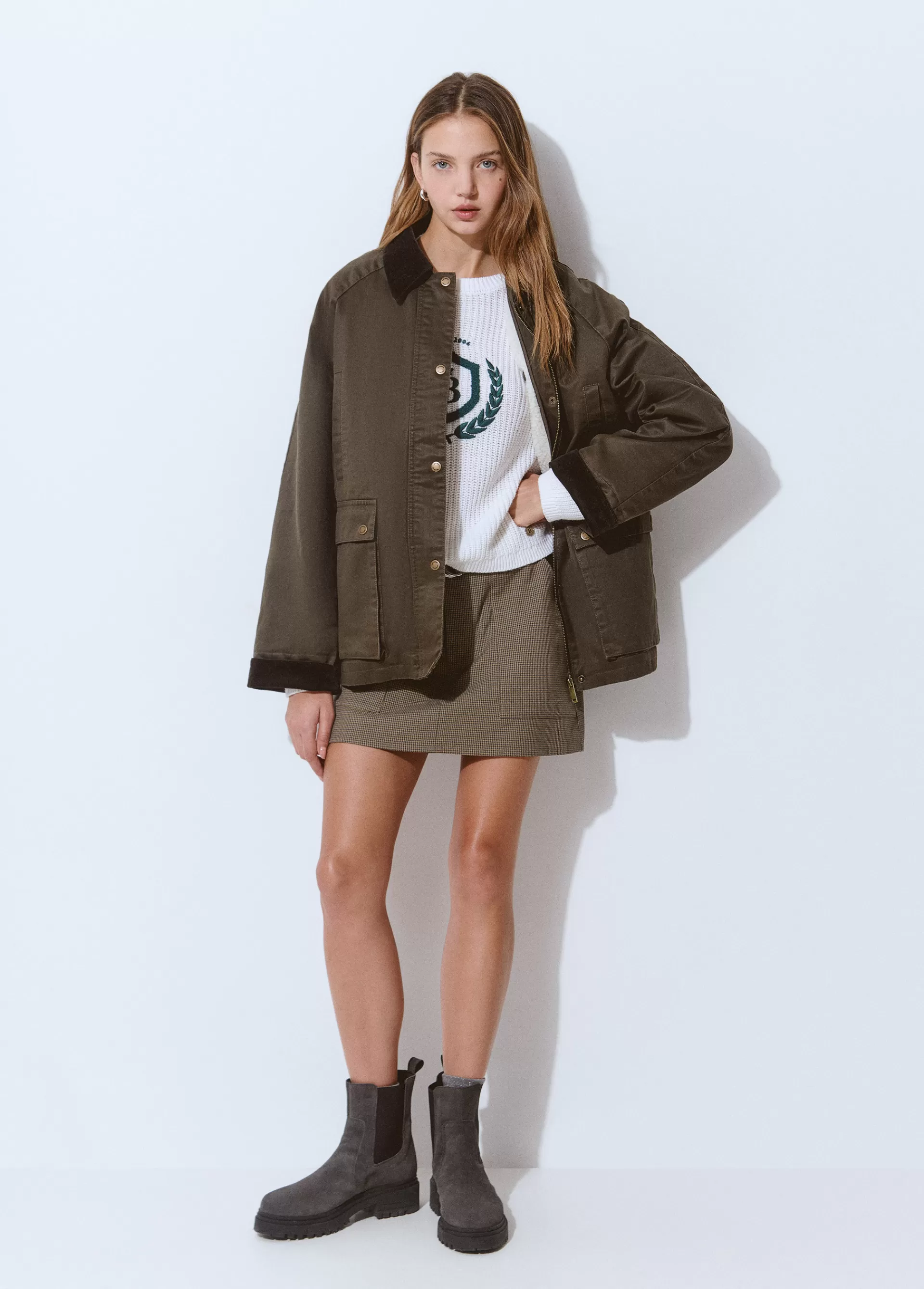 chaqueta_encerada_con_chaleco_borrego_extrable_2-1.webp Brownie Chaqueta encerada con chaleco borrego extraíble