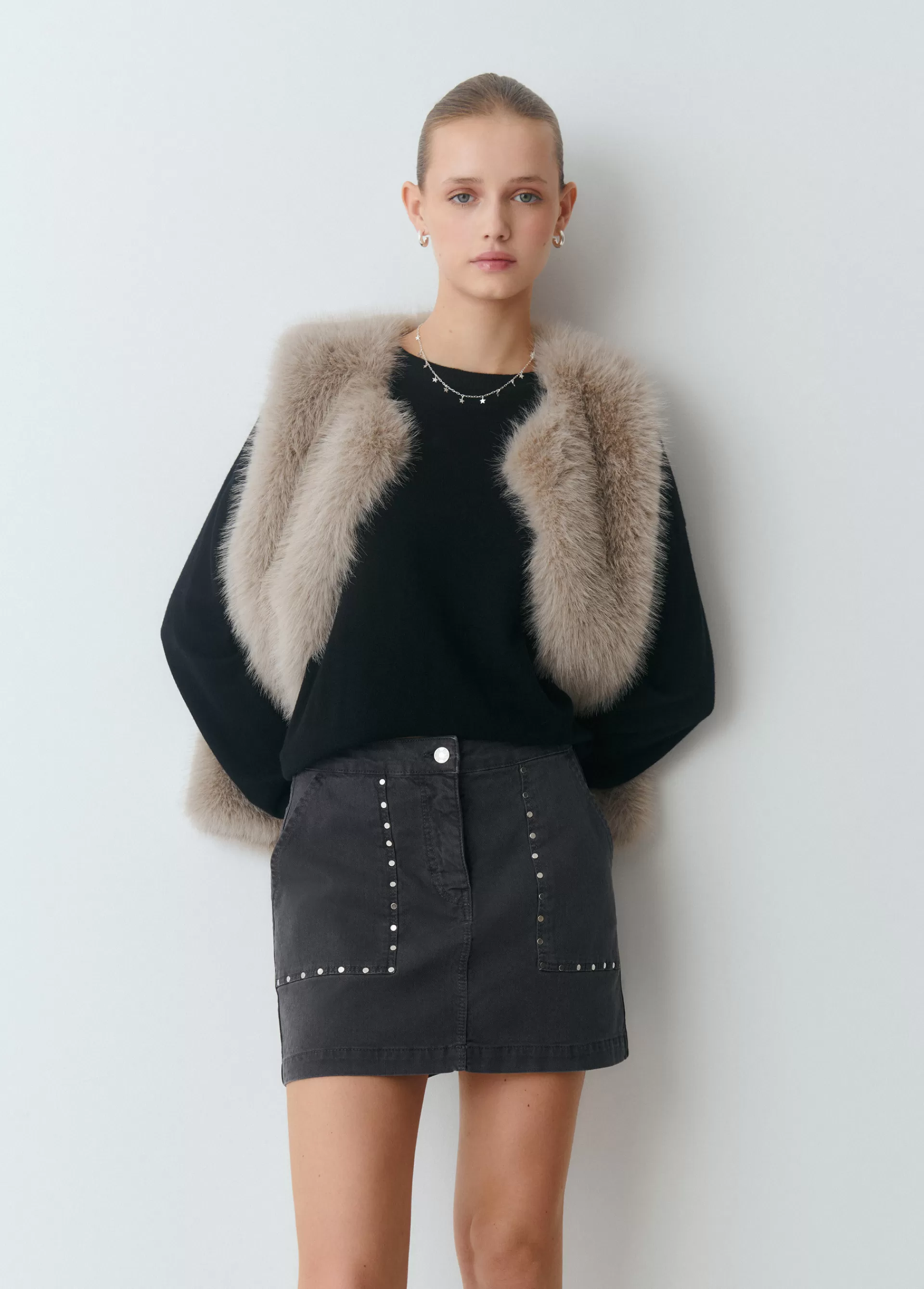 falda_bolsillos_frontales_2.webp Brownie Falda bolsillos frontales