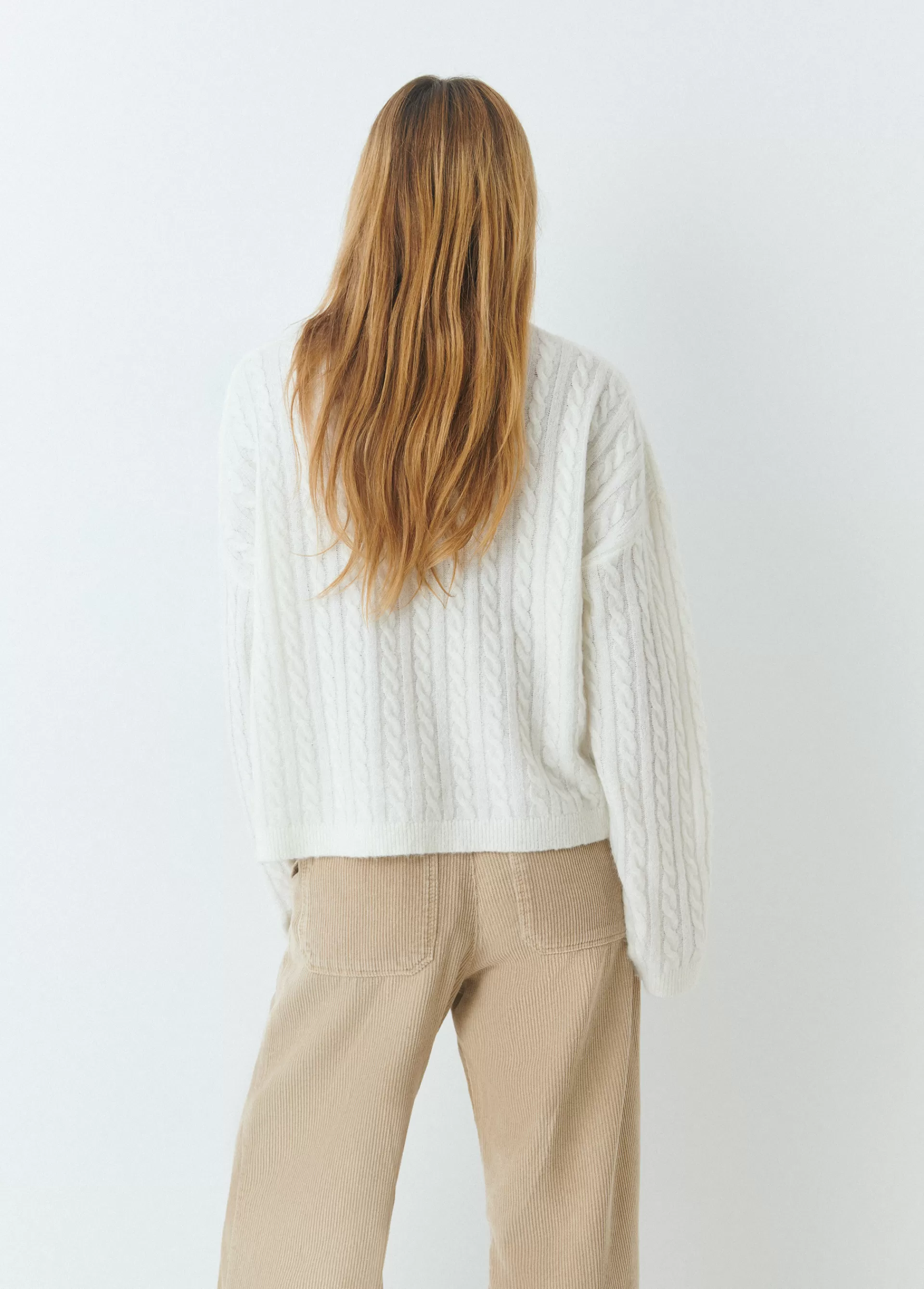 jersey_cuello_alto_trenzas_3.webp Brownie Jersey cuello alto trenzas