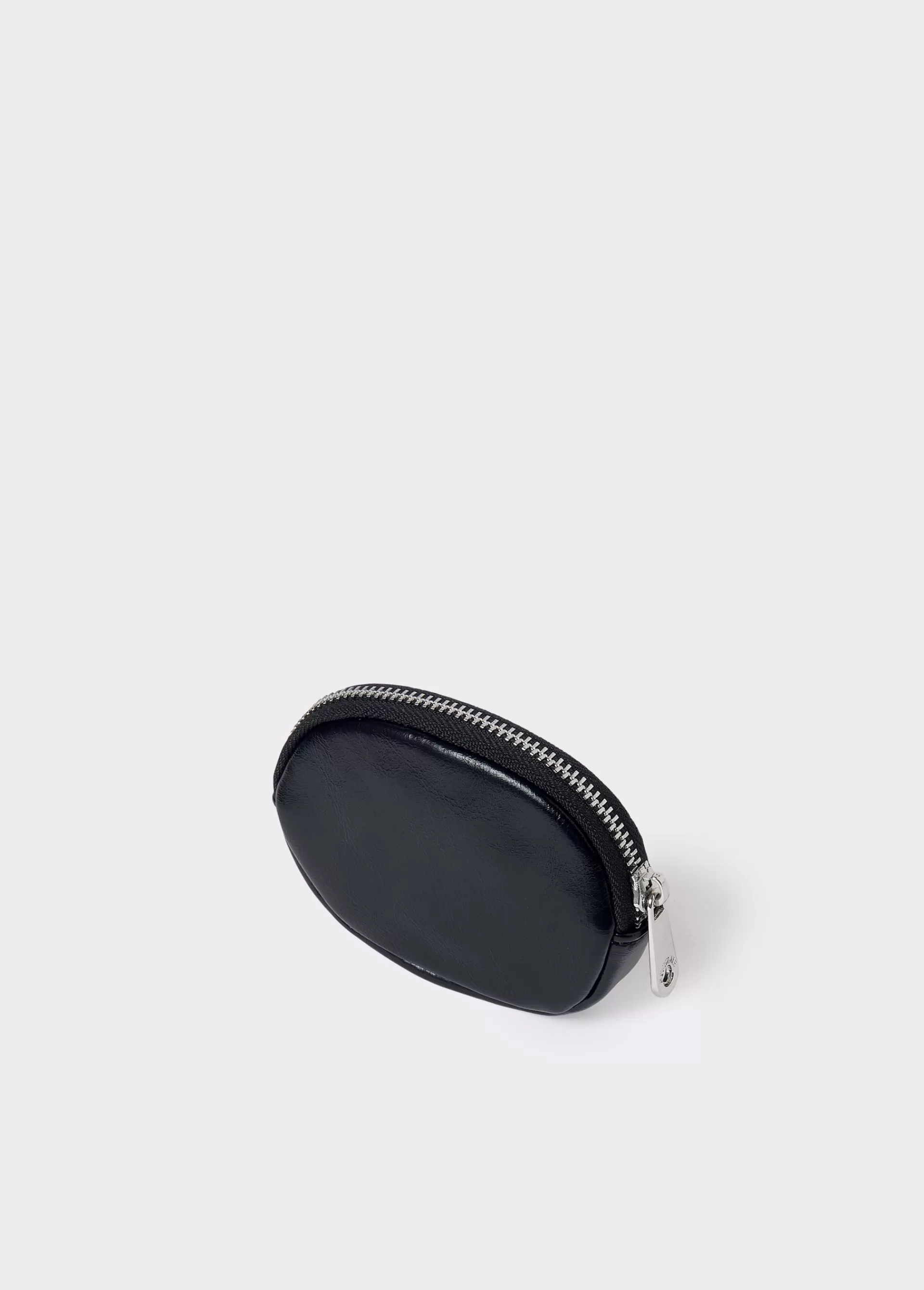 monedero_redondo_tachas_3-1.webp Brownie Monedero redondo tachas