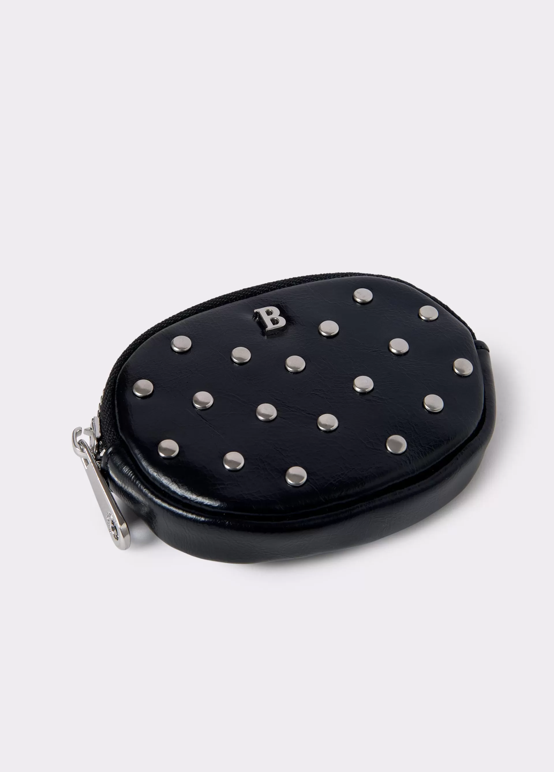 monedero_redondo_tachas_4-1.webp Brownie Monedero redondo tachas