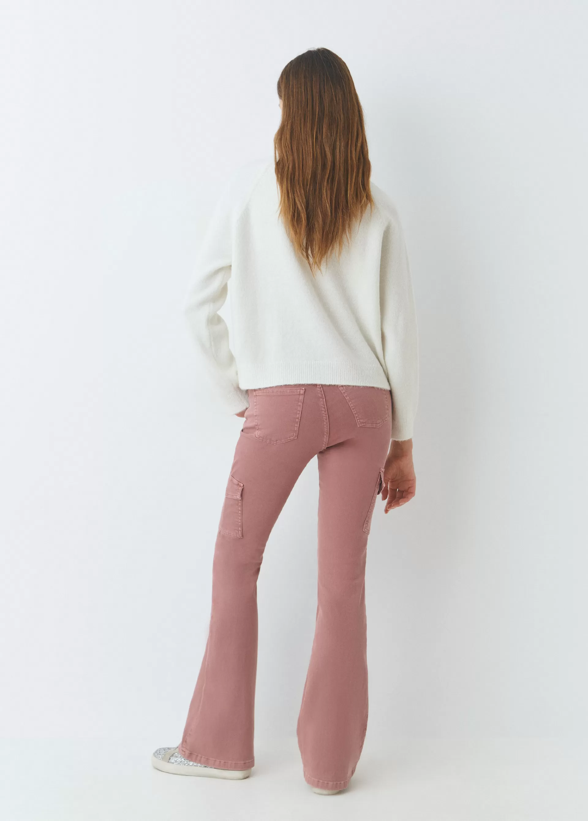 pantaln_campana_cargo_3.webp Brownie Pantalón campana cargo