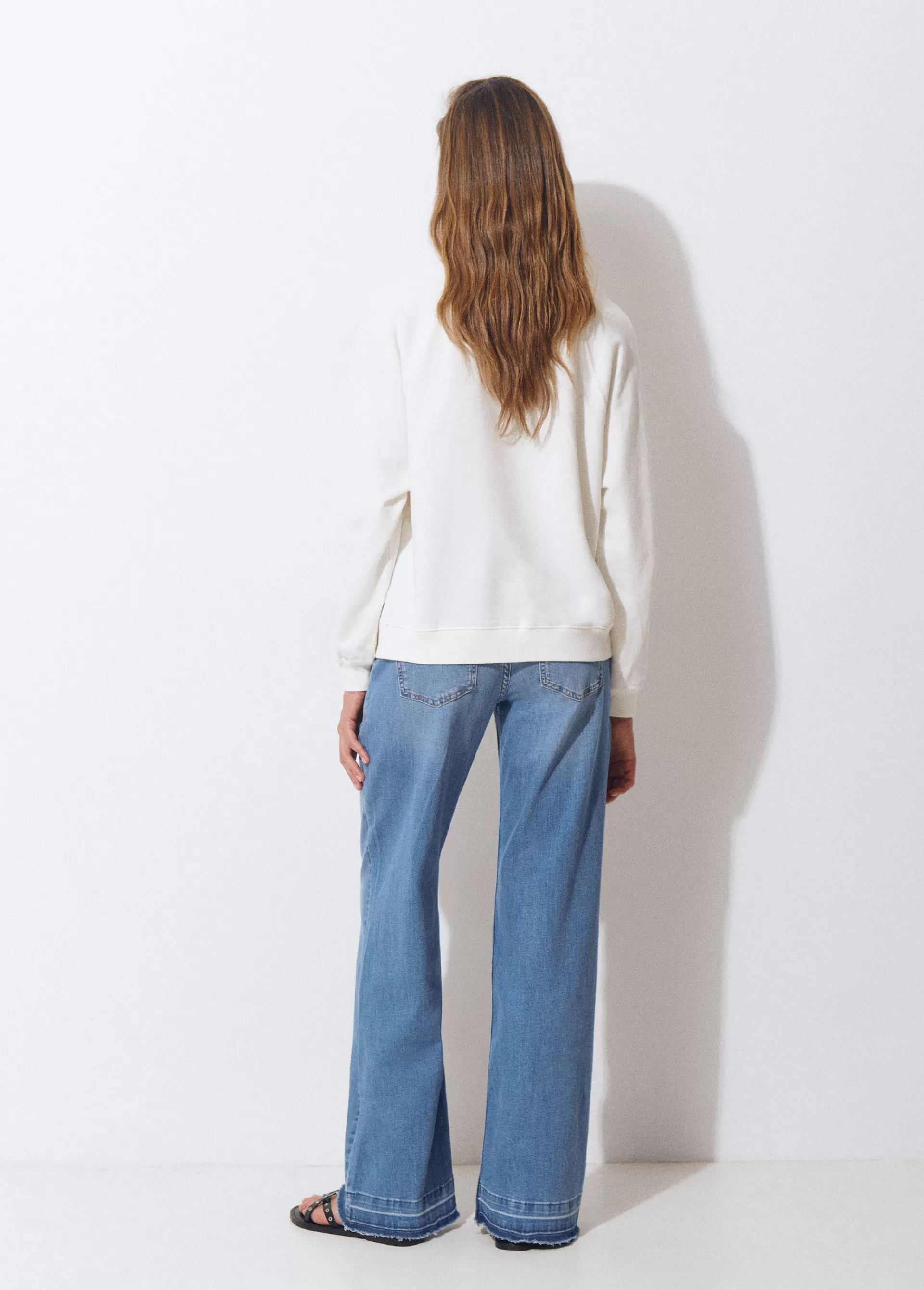 sudadera_print_texto_manga_ranglan_3.webp Brownie Sudadera print texto manga ranglan