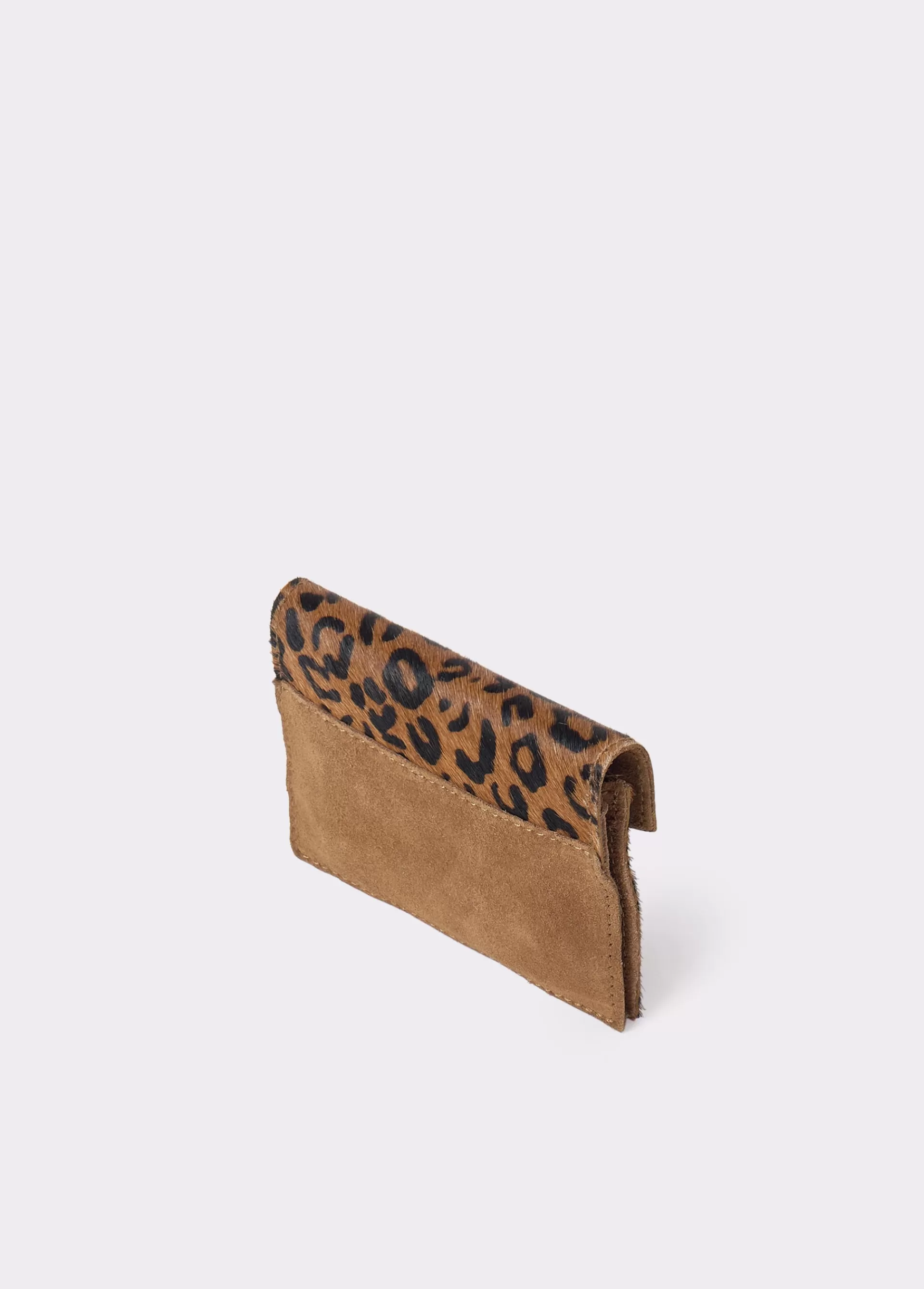 tarjetero_solapa_piel_estampado_animal_3.webp Brownie Tarjetero solapa piel estampado animal