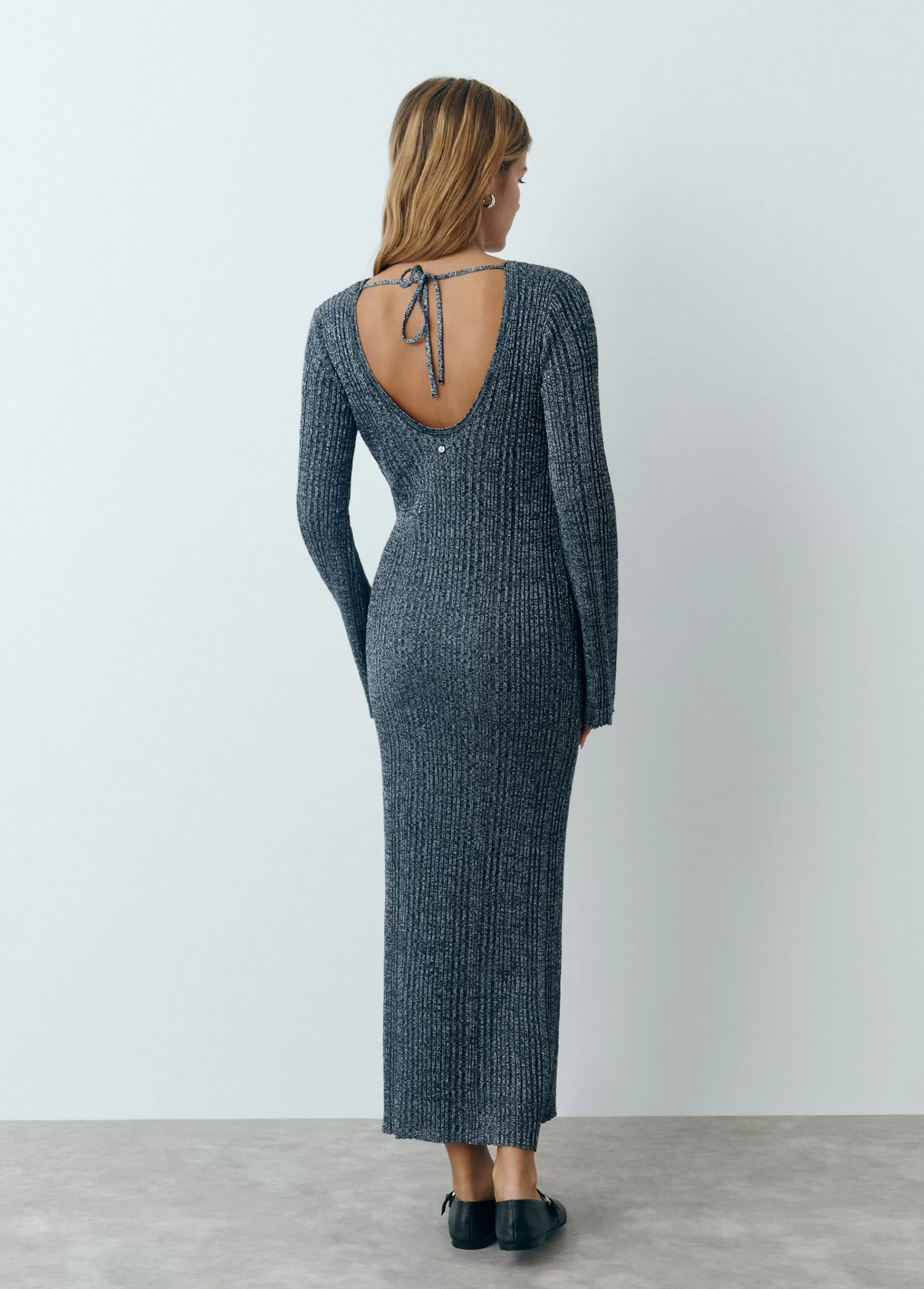 vestido_manga_larga_hilo_metalizado_3.webp Brownie Vestido manga larga hilo metalizado